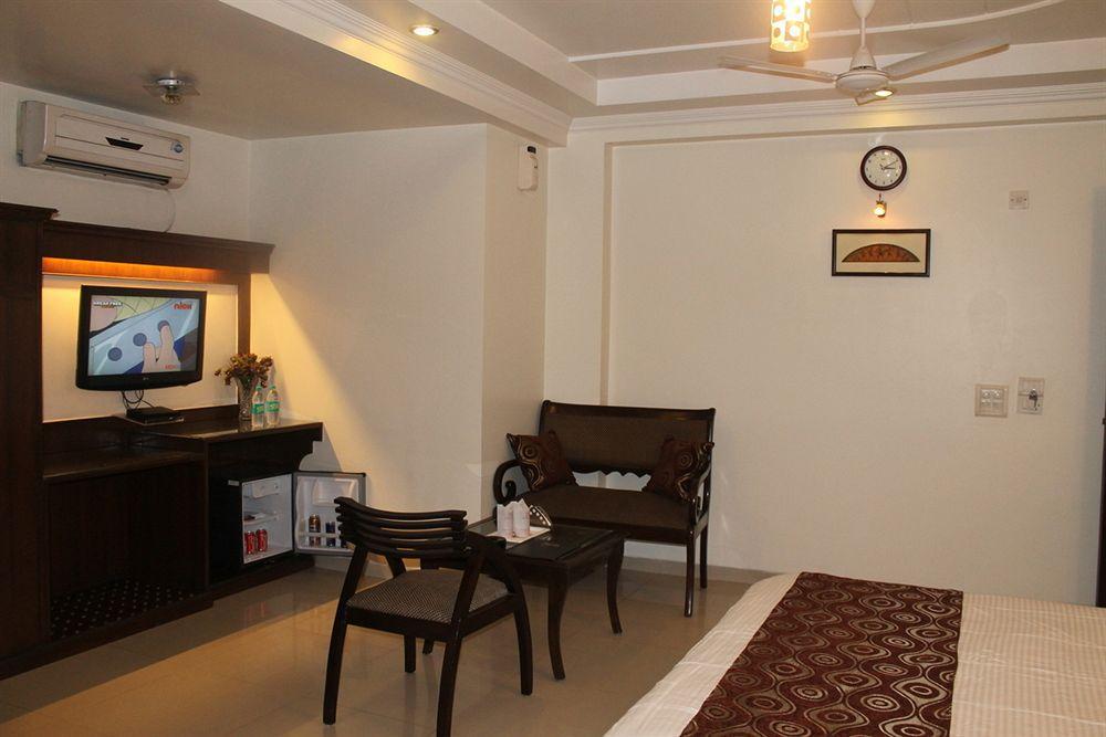 Hotel Shipra International New Delhi Eksteriør billede