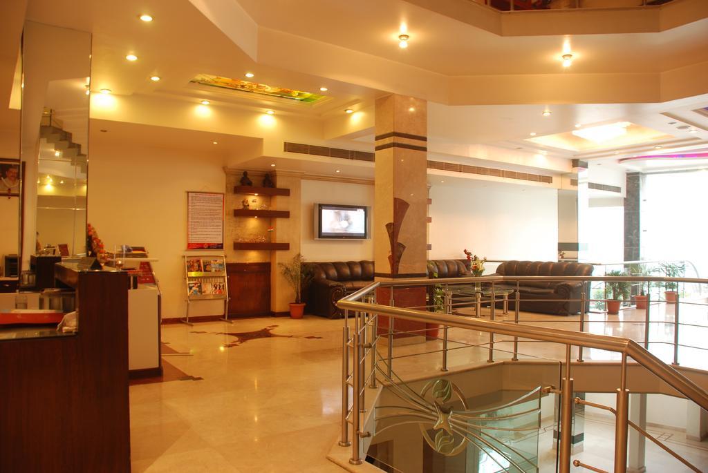 Hotel Shipra International New Delhi Interiør billede