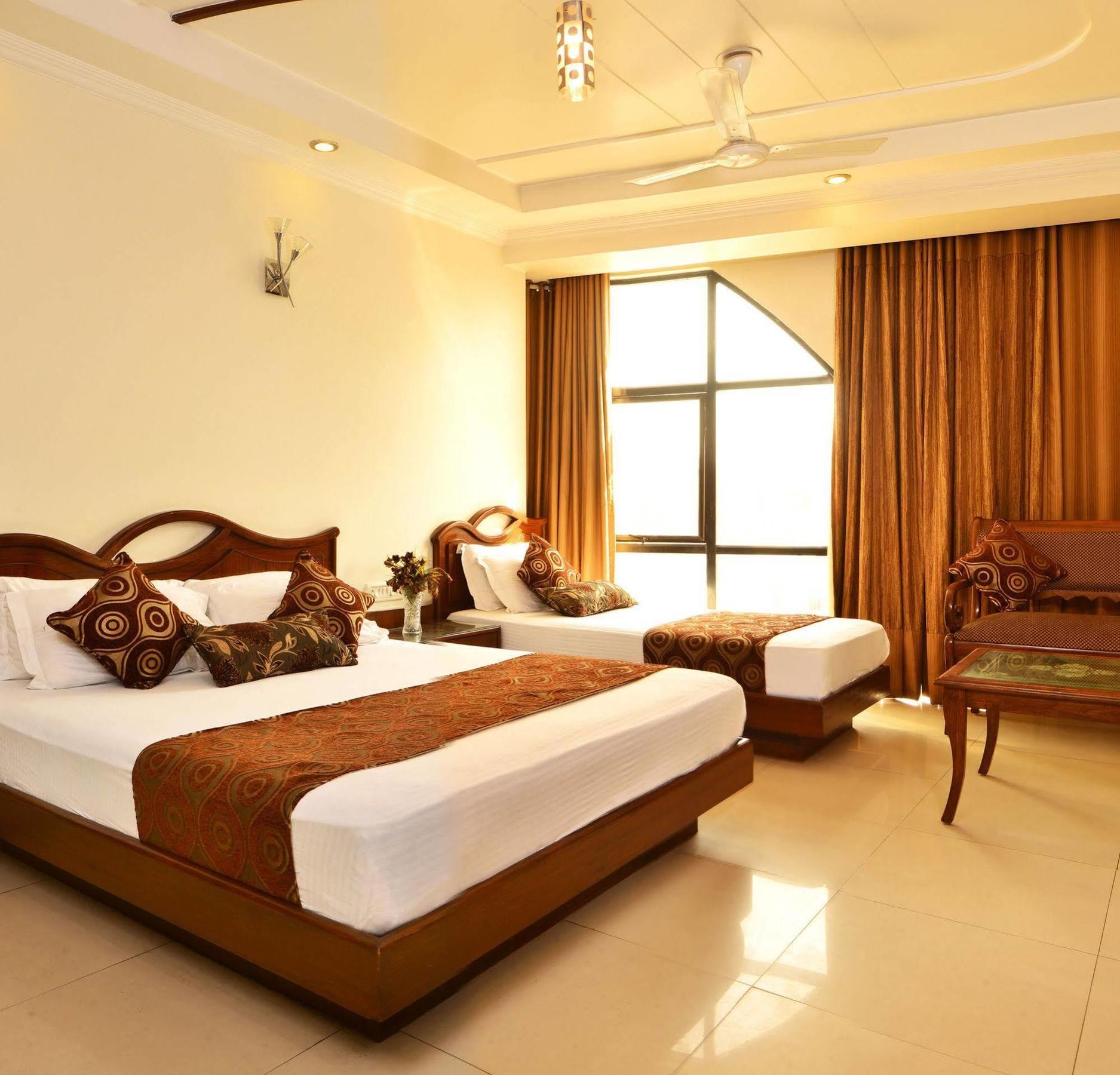 Hotel Shipra International New Delhi Eksteriør billede